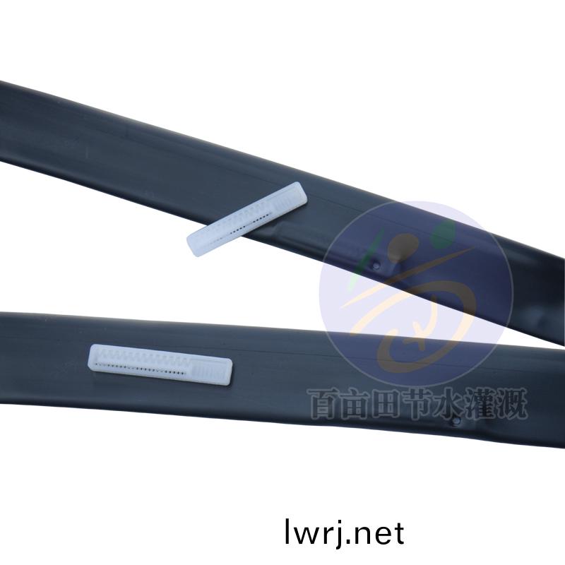 內(nèi)(nei)鑲(xiang)貼(tie)片(pian)式(shi)滴(di)灌帶